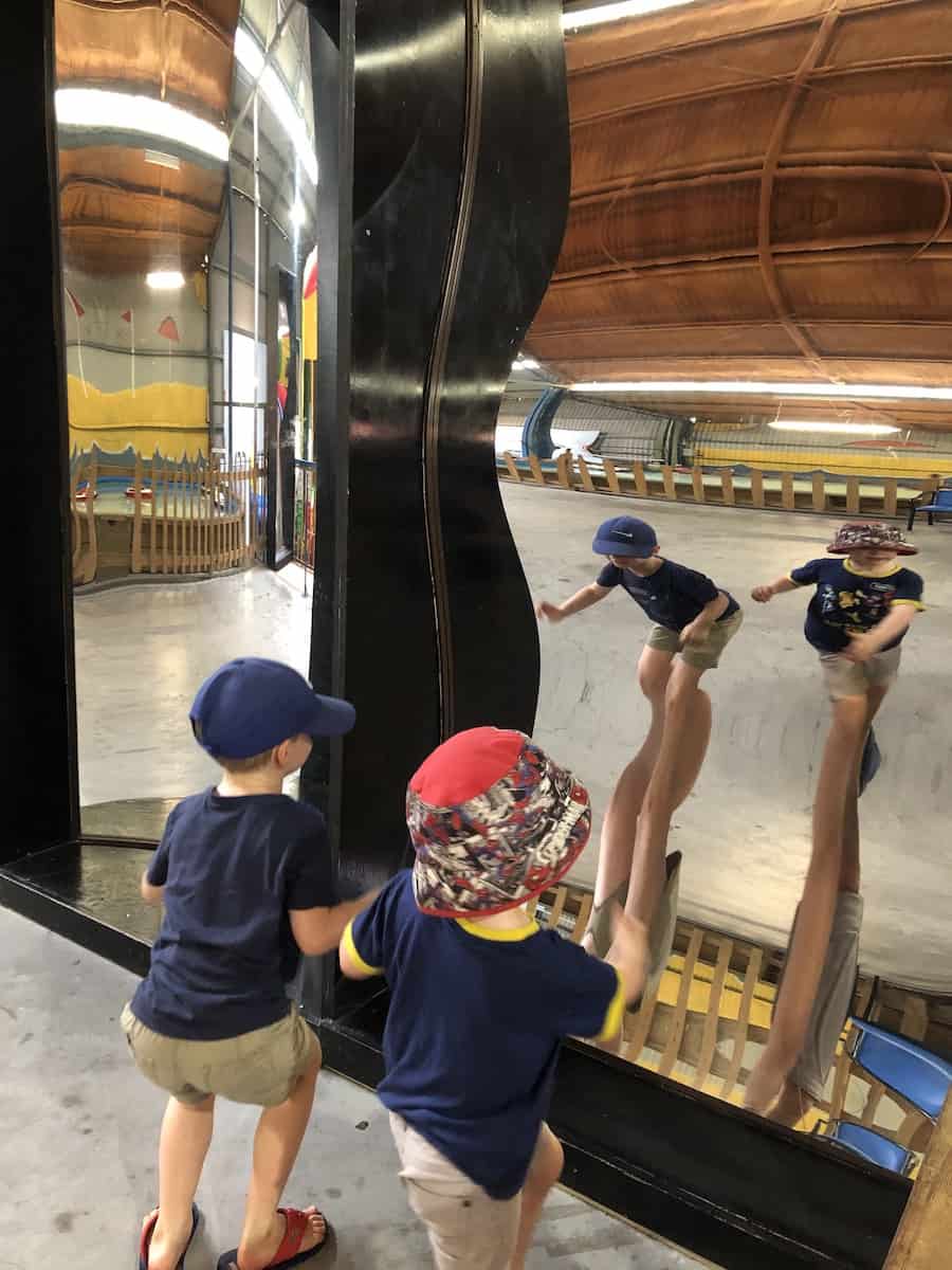 Fun mIrrors
