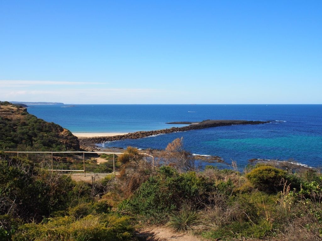 Caves Beach Spoon Rocks Coast Walk