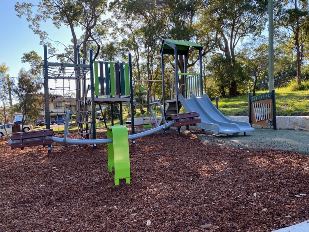 St Johns Park Tingira Heights8