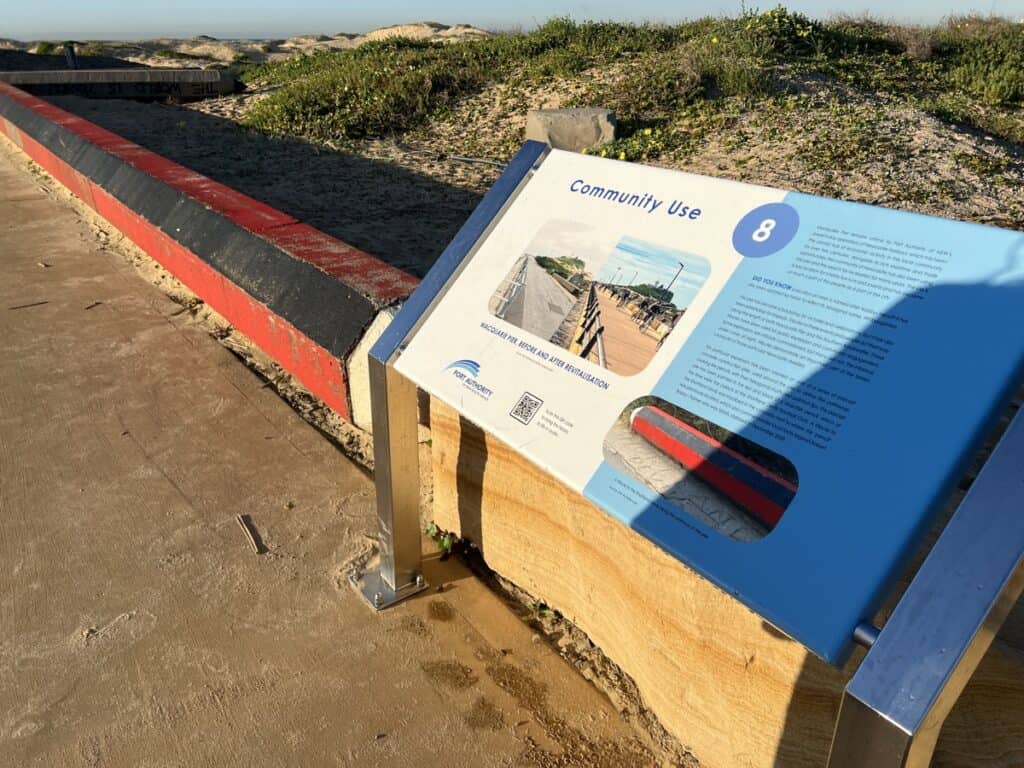 Macquarie Pier Nobbys Headland