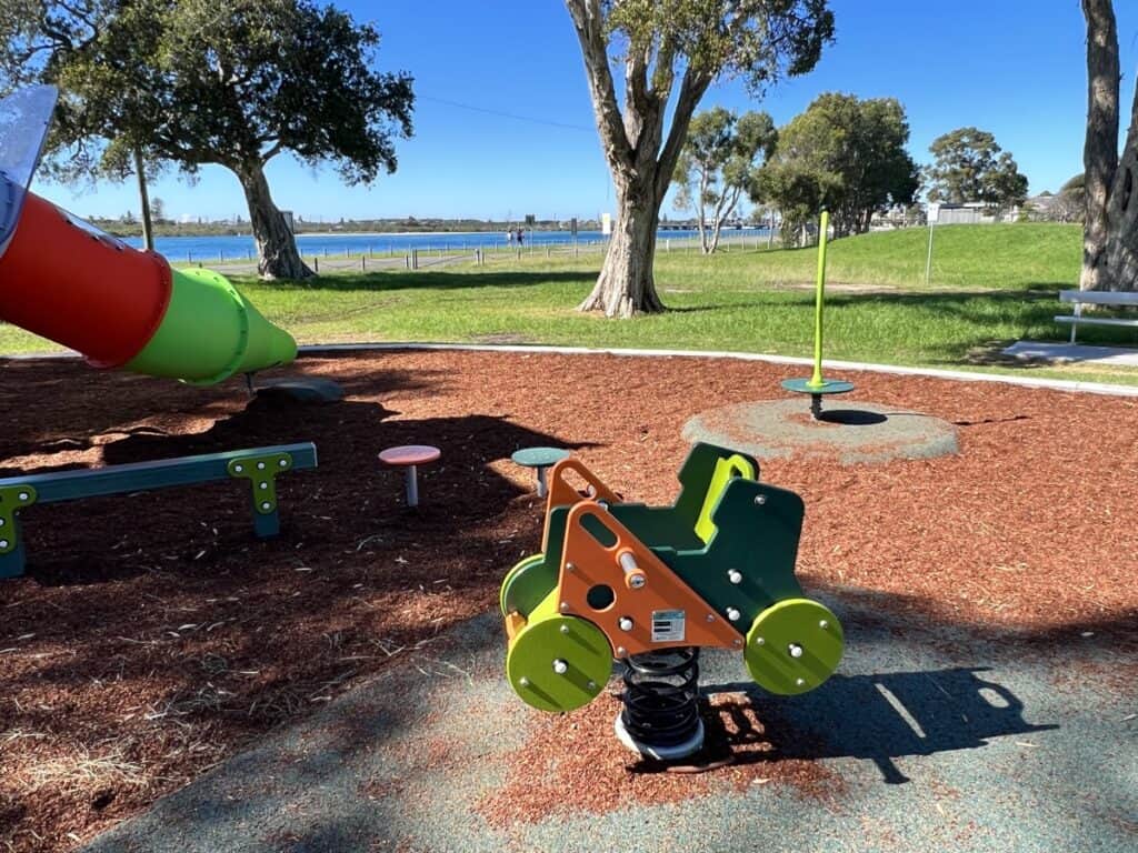 chapman oval swansea playground