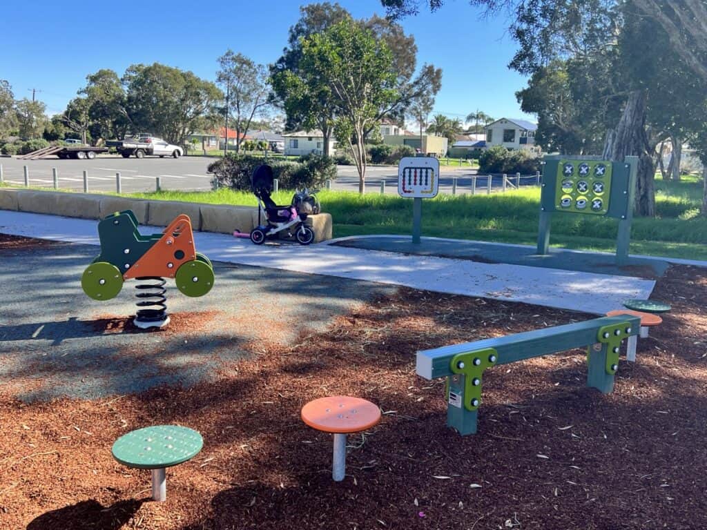 chapman oval playground
