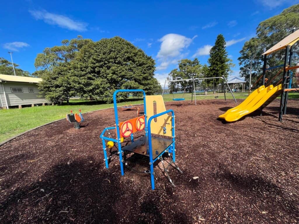bolton point park playground